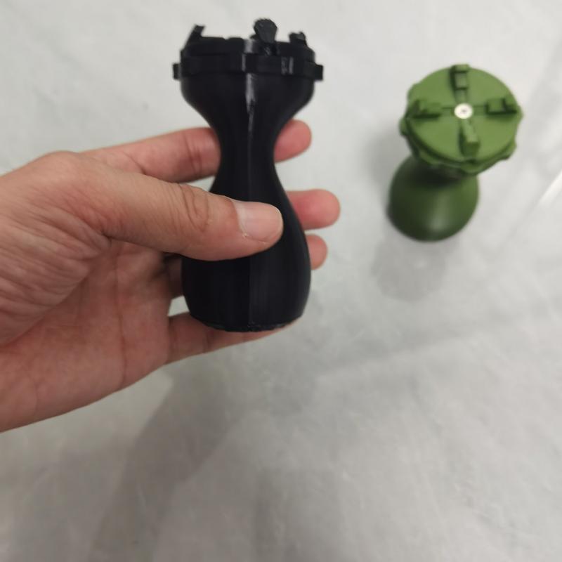 1Pcs Miniature Painting Holder - огляд і ціна 3D Printing Gundam